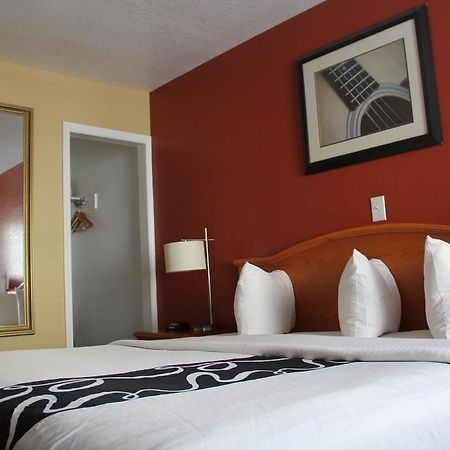 ממפיס Vista Inn & Suites Beale Street מראה חיצוני תמונה