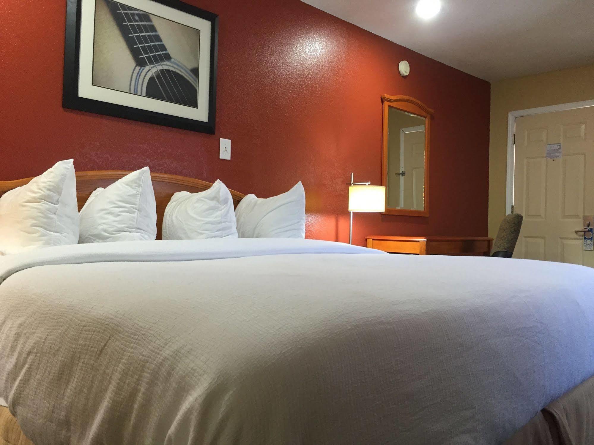 ממפיס Vista Inn & Suites Beale Street מראה חיצוני תמונה