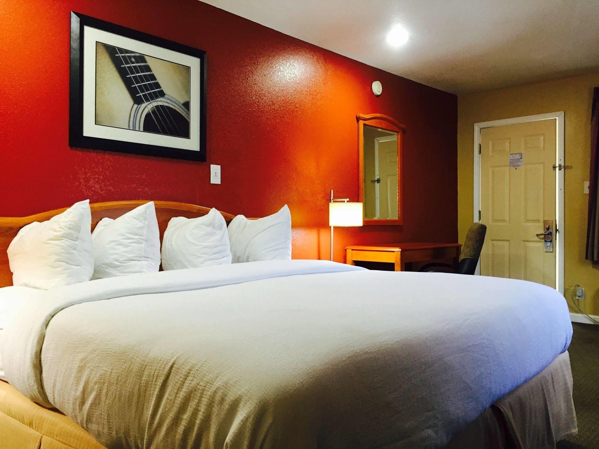 ממפיס Vista Inn & Suites Beale Street מראה חיצוני תמונה