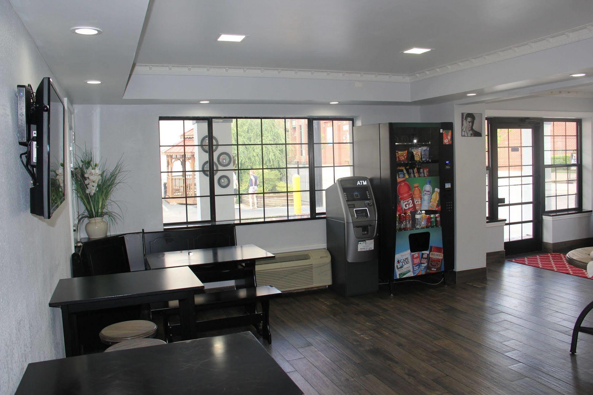 ממפיס Vista Inn & Suites Beale Street מראה חיצוני תמונה
